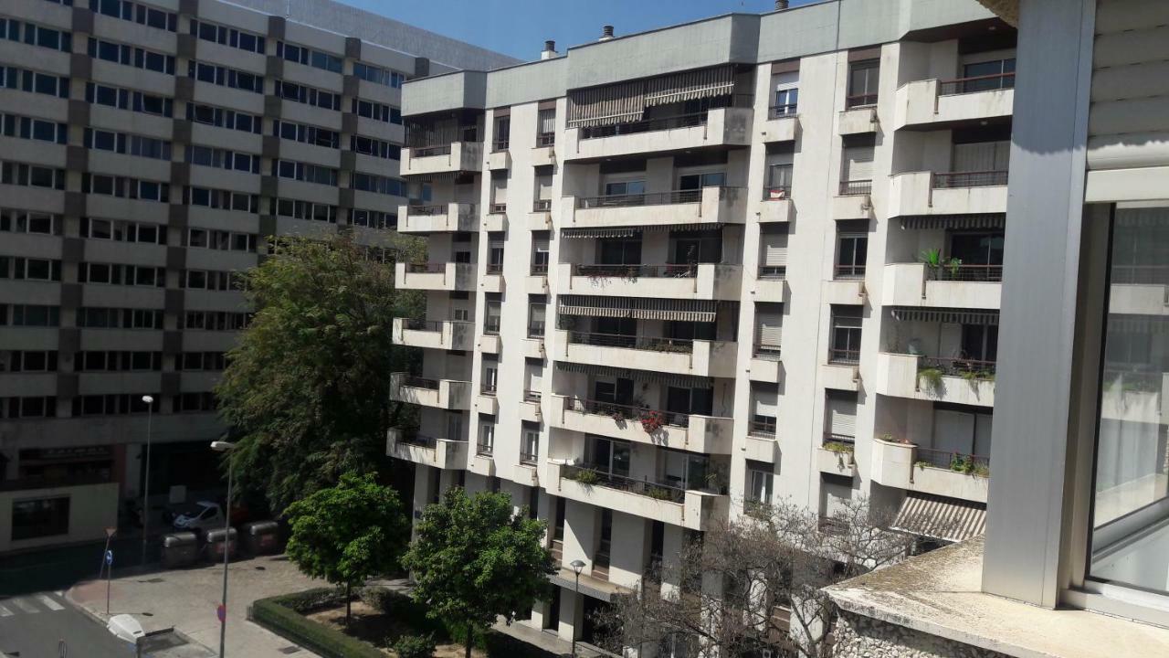 Gran Apartamento Plaza De Espana Apartment Seville Exterior photo